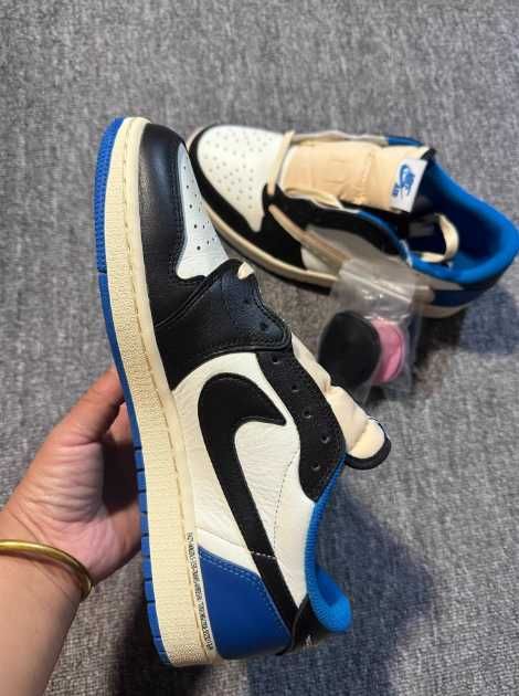Jordan 1 Retro Low OG SP Fragment x Travis Scott R.38