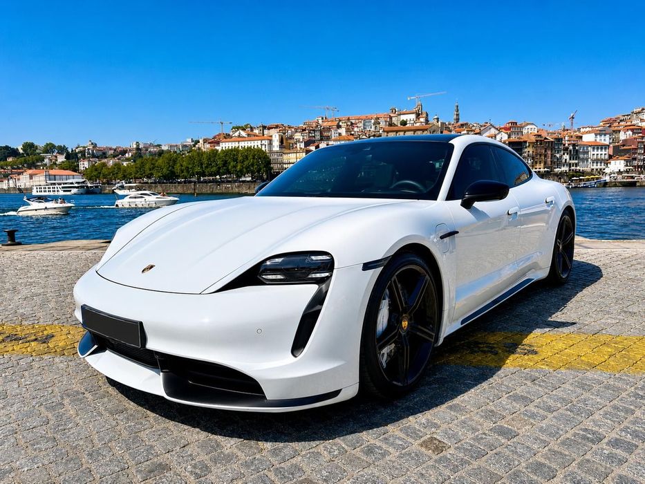Porsche Taycan Turbo