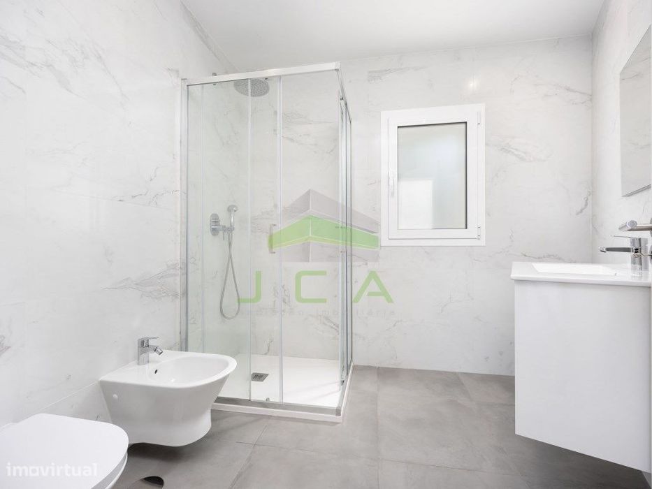 Apartamento T2 semi-novo