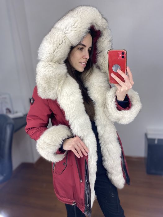 Парка з натуральним хутром песця Червона зимова куртка