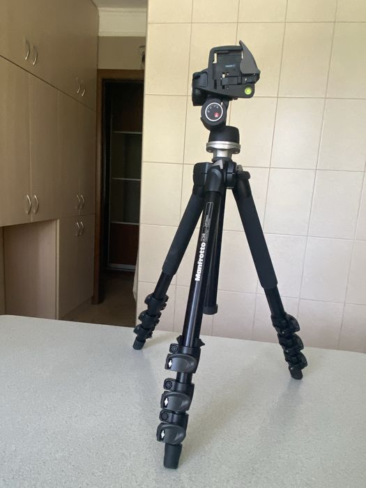 Алюмінієвого монопода серії Manfrotto 290.