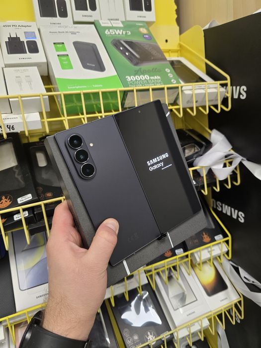 Samsung Galaxy Fold 7 12/512gb відмінний