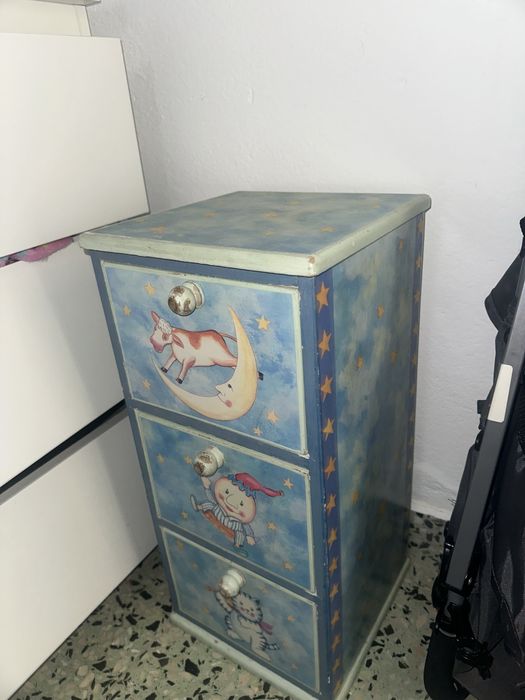 Comoda de criança