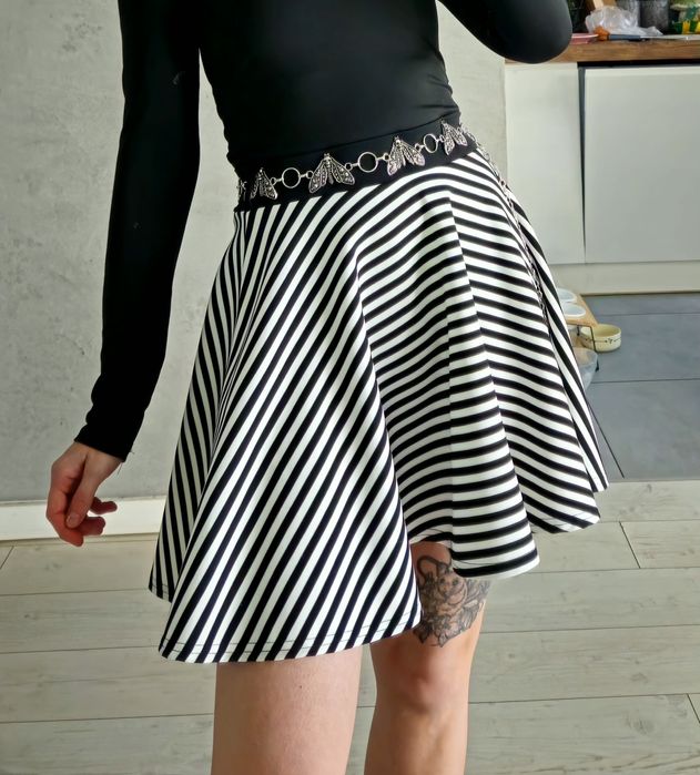 Ribbon rozkloszowana spódniczka w paski s 36