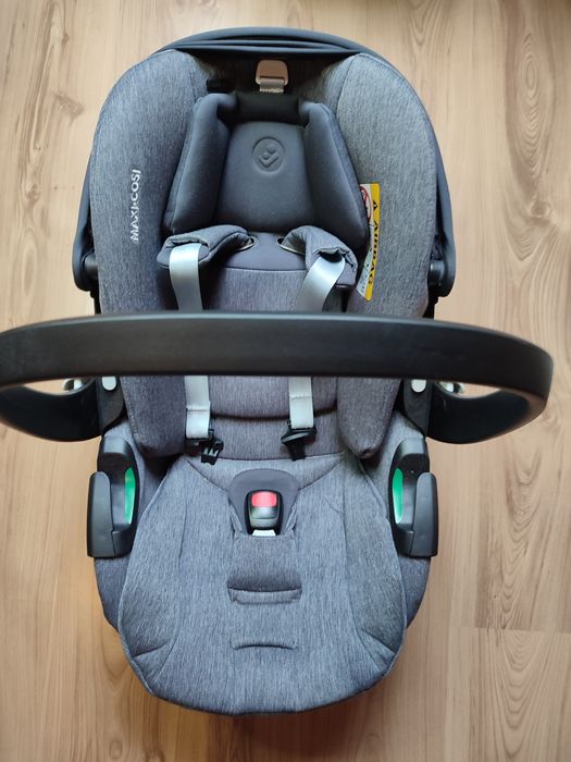 Fotelik, nosidełko maxi Cosi pebble 360 pro + śpiworek