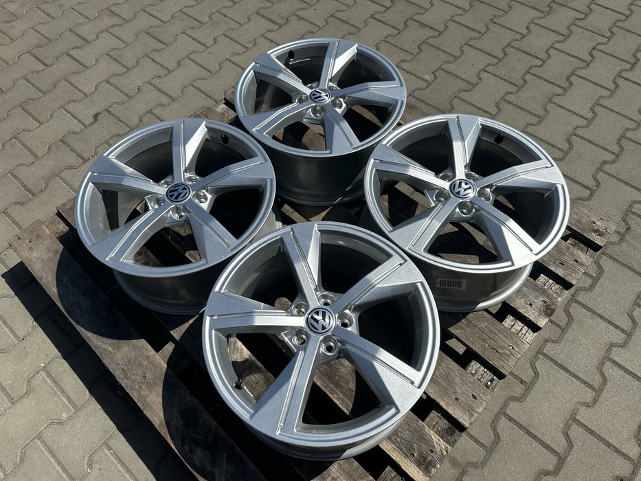 5x100 et46 7,5jx17 OE vw skoda audi seat komplet 17” nowe