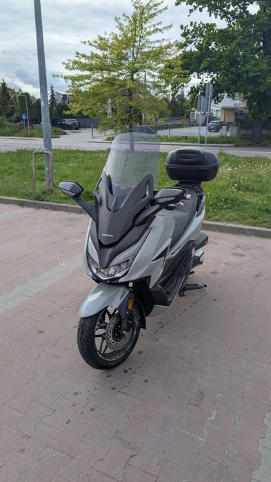 Honda Forza 350/125 2022 (kat B)
