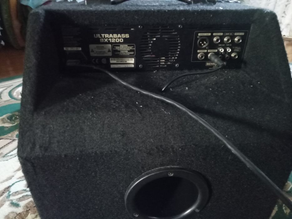 Комбопідсилювач FENDER 100