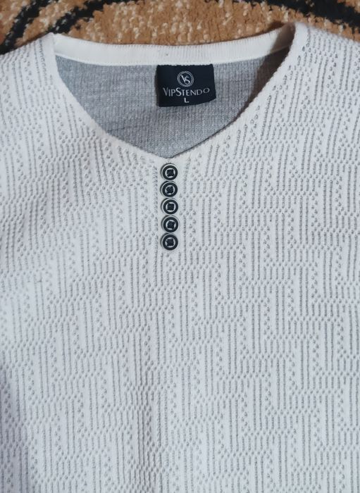 Светр білий чоловічий