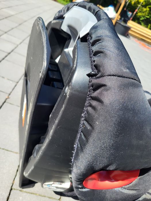 Fotelik Maxi Cosi Rodi bezwypadkowy stan bardzo dobry