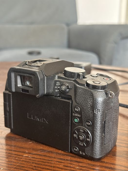 Aparat Lumix g7, stan bardzo dobry