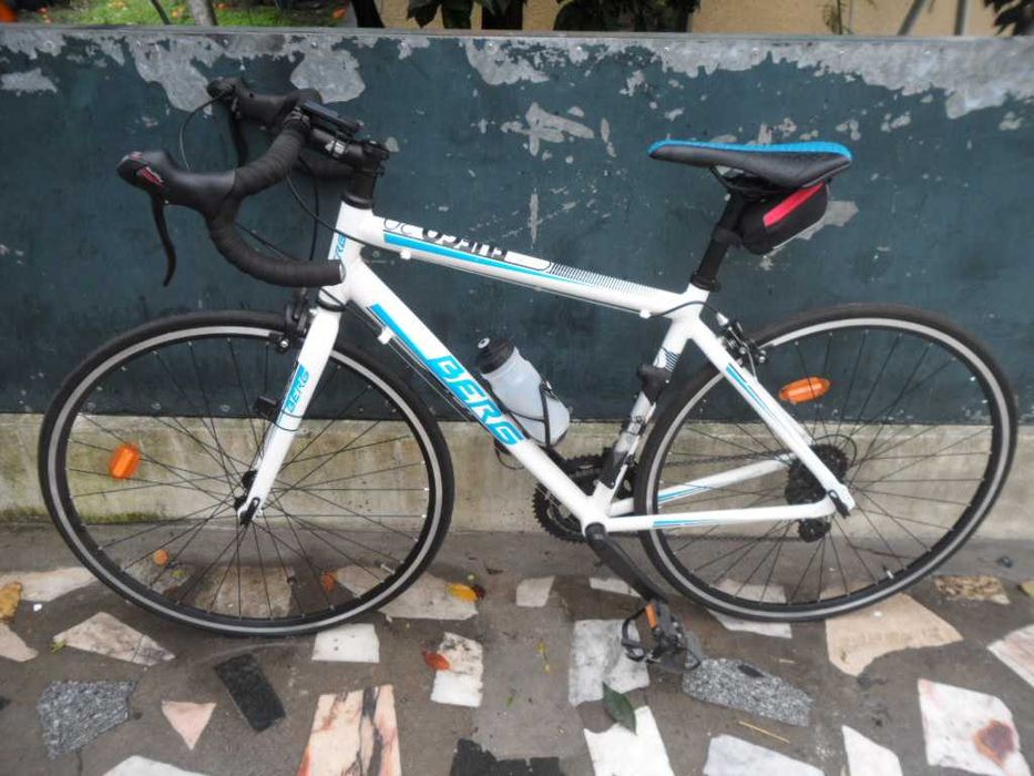 Bicicleta Estrada Berg Fuego 20 c/extras