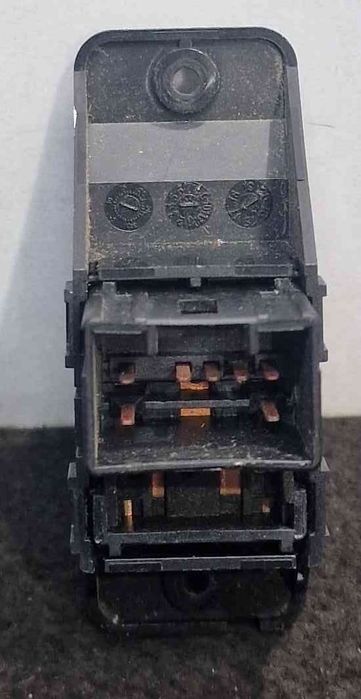 Comando / Botão / Interruptor Vidros Trás Direito - KIA STONIC