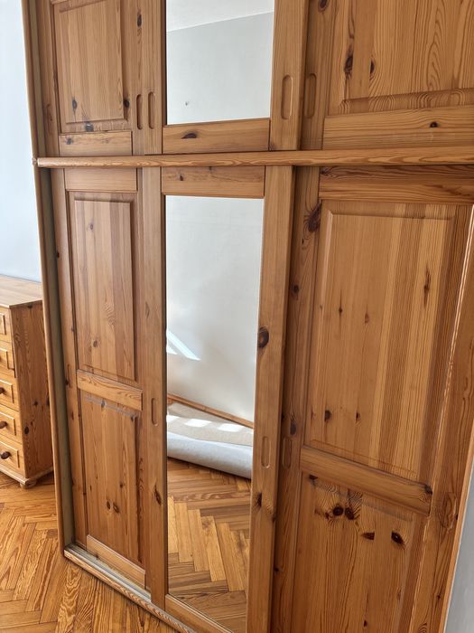 Oddam szafę, drewniane fronty