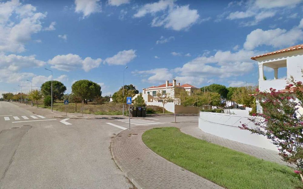 Terreno para construção de Moradia - Urbanização Casal Vidigal