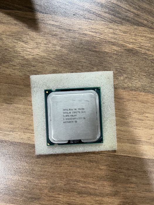 Varios processadores intel429592585386086403