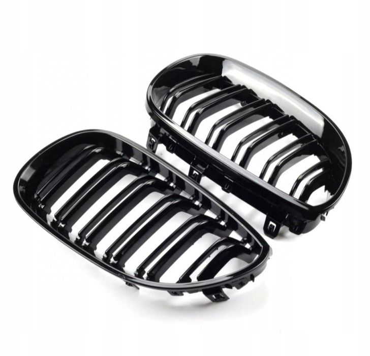 BMW E60 E61 Nerki Przedniego Zderzaka Grill Czarny Połysk