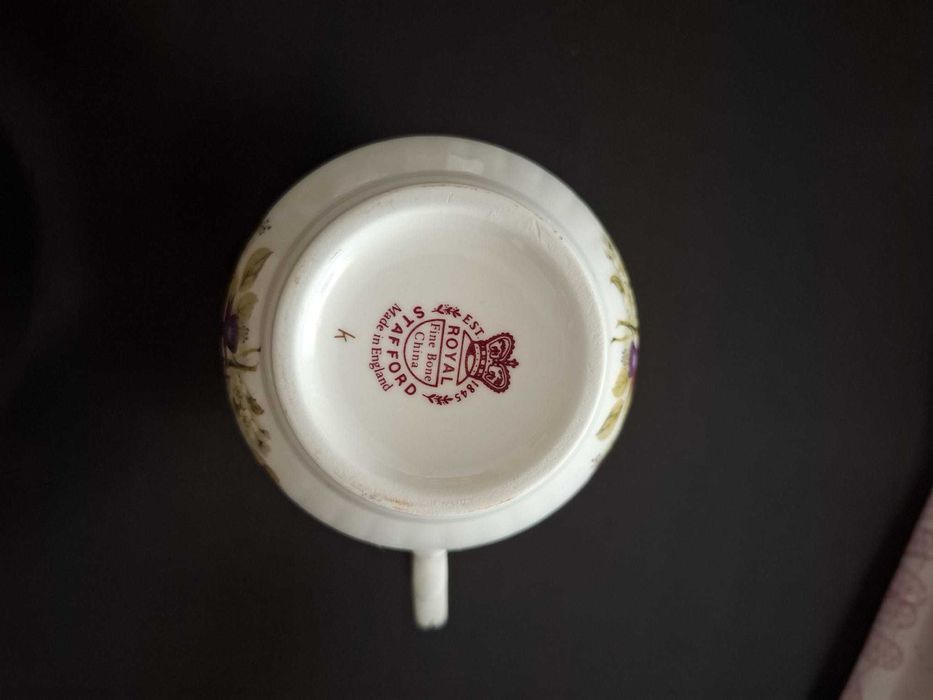 Royal Stafford Grande xícara chá e xícara da Paragon Fine Bone China