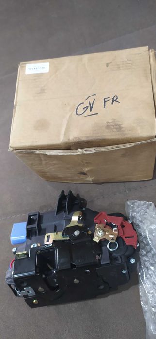 fechadura porta frt drta vw touran 2010
