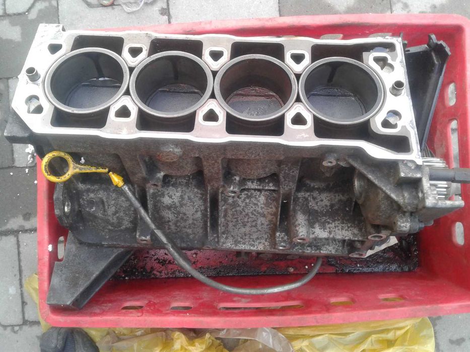 Głowica Rover 200 1.4 1.6 Benzyna