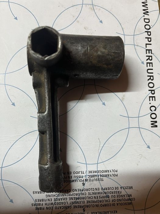 Свечной ключ СССР