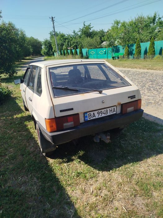 Ваз 2109 під реставрацію або запчастини