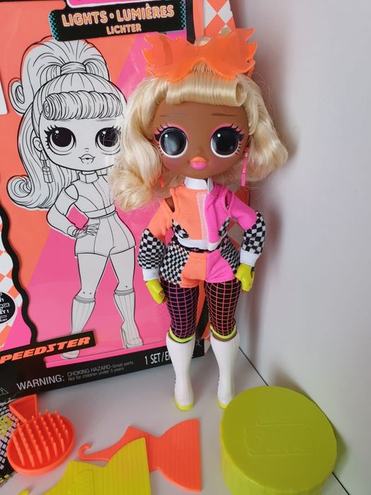 Lalka LoL suprise omg speedster z kartonem kolczyki buty