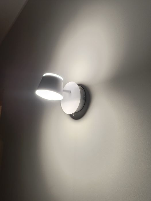 Lampki ścienne Nikea