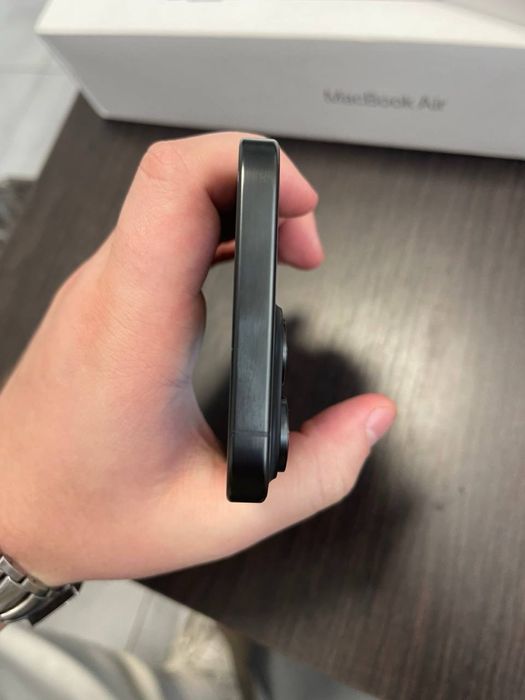 Продам IPhone 15 Pro Max 256 Esim Rsim