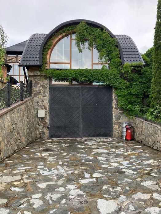 Продаж будинку , 400 кв. м, 5 кімнат можлива продажа за BTC Bitcoin