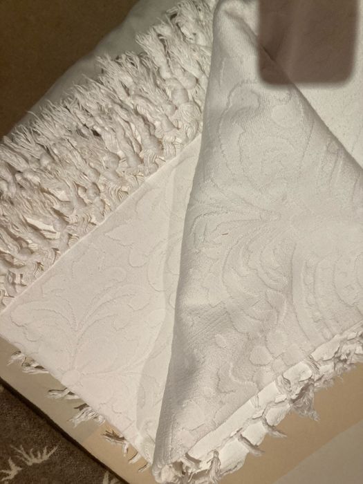 Colcha algodão branca com franjas