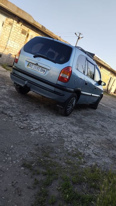 Опель Зафіра Zafira