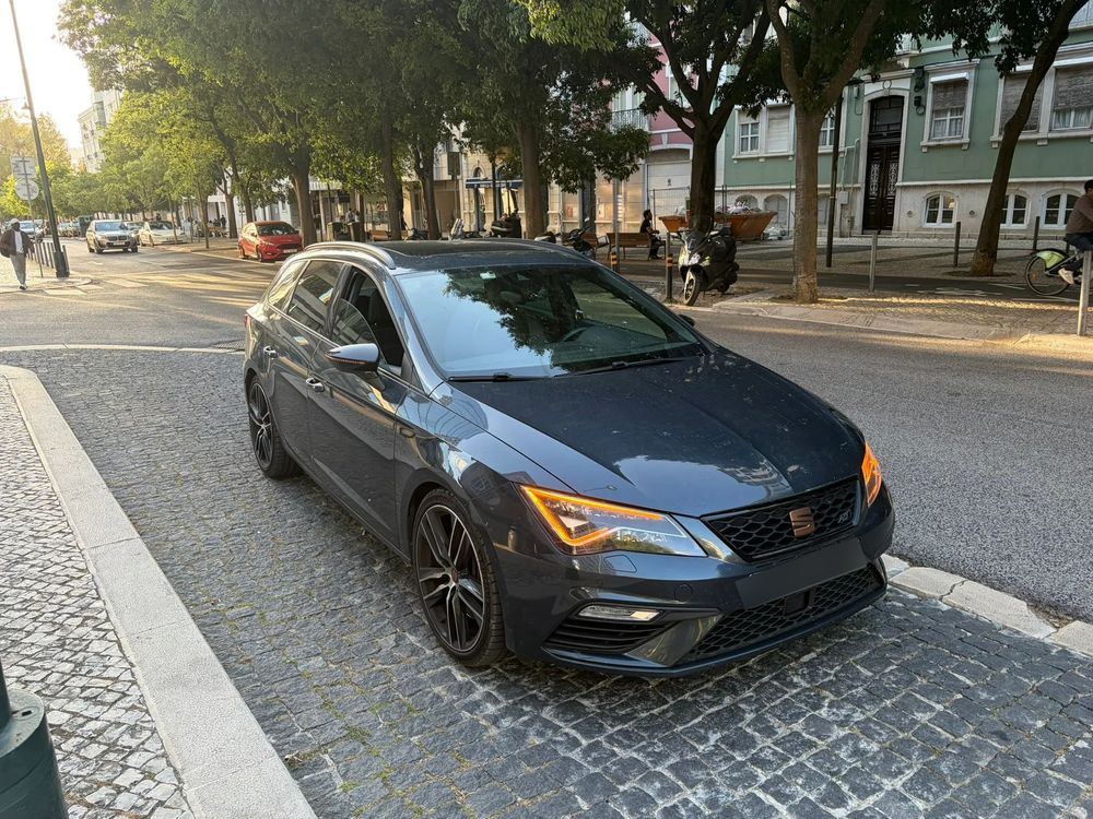 SEAT Leon ST 2.0 TSI S&S 4Drive DSG Cupra 300
