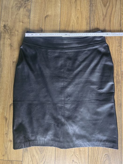 Spódnica ołówkowa ze skóry naturalnej r.40 super stan