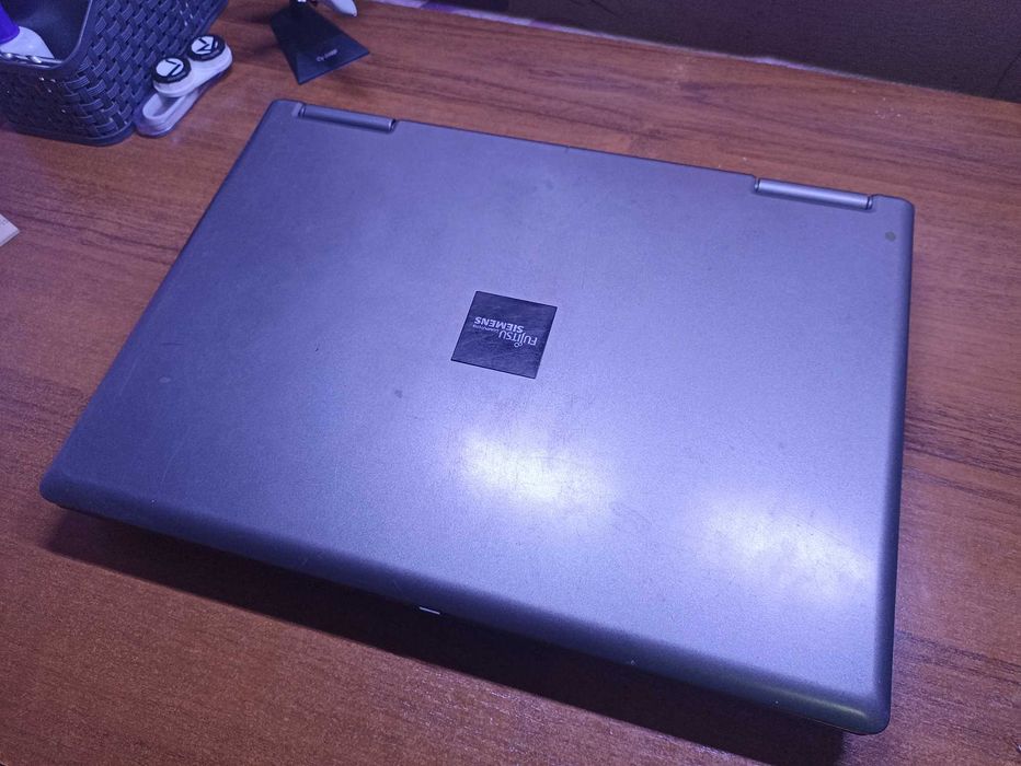 Fujitsu Siemens computers