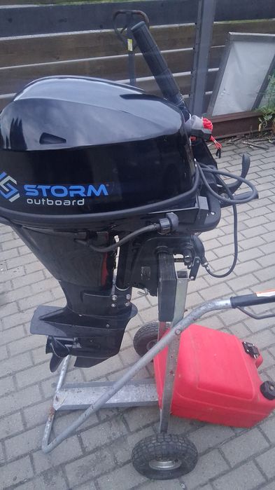 Ponton barka  z silnikiem