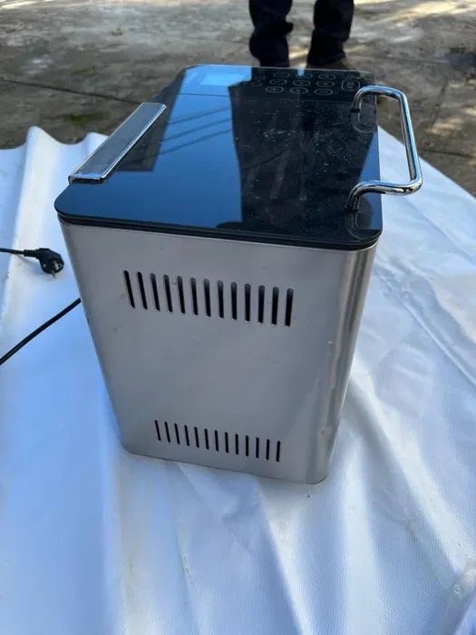 Máquina de pão kenwood BM450