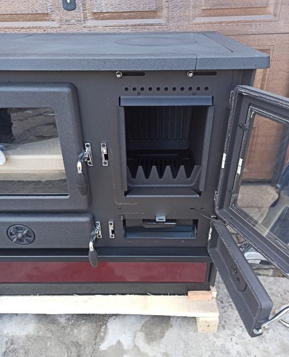 Magnum kuchnia żeliwna z piekarnikiem, wiśniowa, prawa