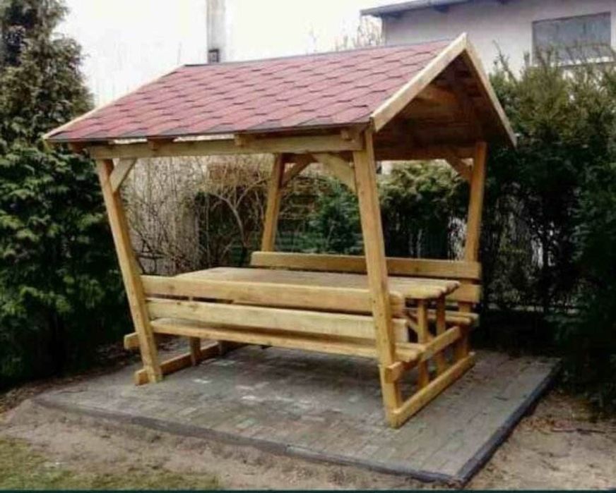 Huśtawka ogrodowa. Bujawka z pergolą.Meble ogrodowe. Plac  zabaw