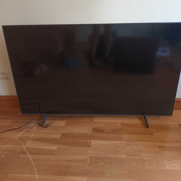 TV Samsung 50" QLED 4K Smart TV (Q60A) - Excelente Estado + Caixa Original