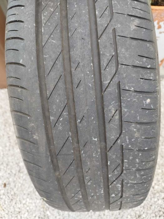 Pneu Bridgestone Turanza 225/45 R19 92W c/ jante Mazda CX-5