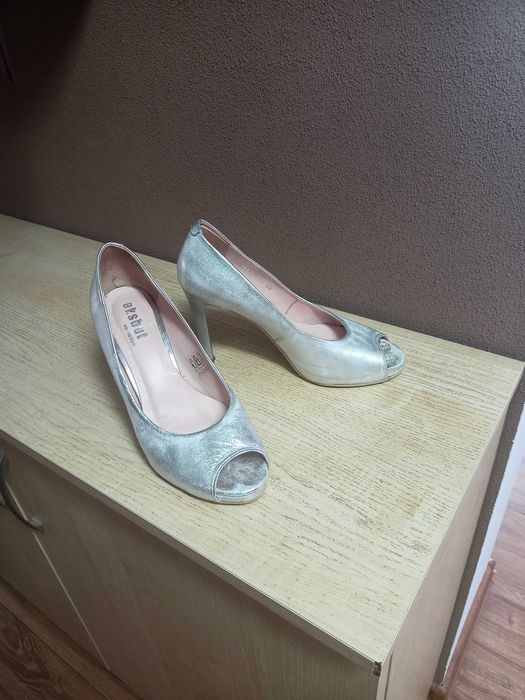 Buty damskie rozmiar 38