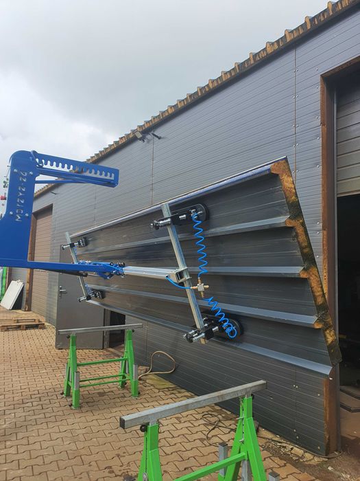 Chwytak próżniowy do płyt warstwowych z obrotem 180 stopni DS 550 ROTO