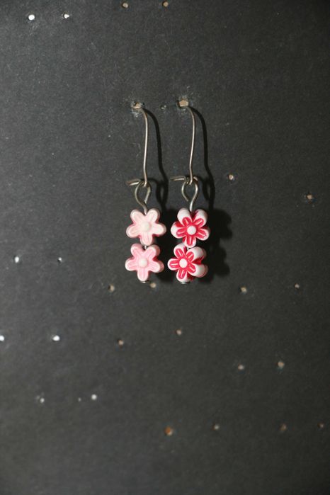 Brincos Compridos de Flores Rosas