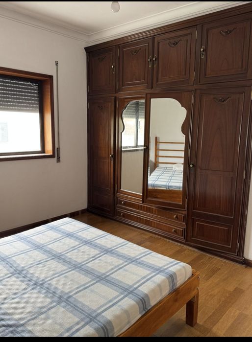 Quarto para  arrendamento mensal