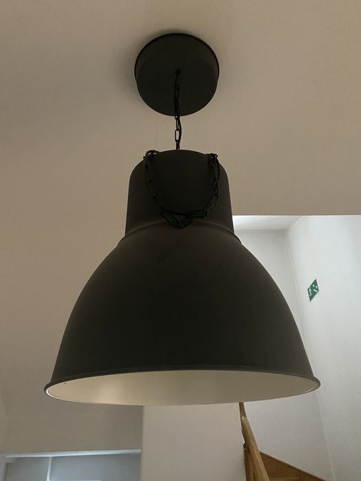 lampa metalowa kolor antracyt