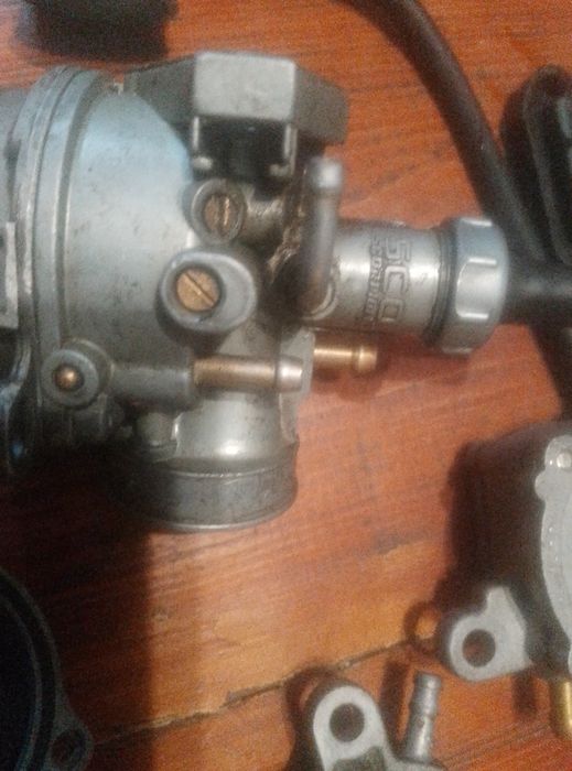Продам карбюратор до скутера Хонда 27