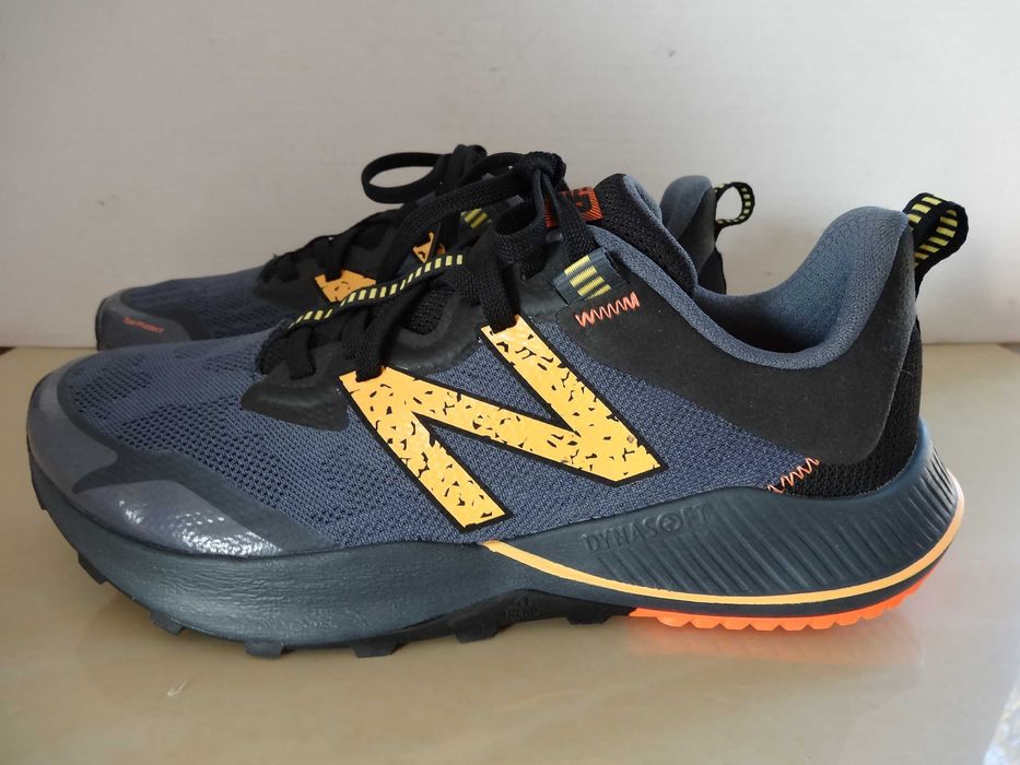 Buty NEW BALANCE NITREL v4 MTNTRCE4 roz 42 Trail Bieganie Sportowe
