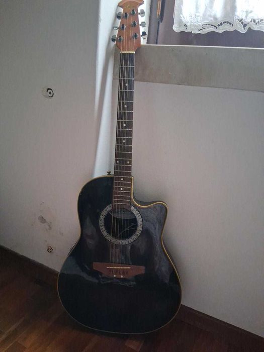 Guitarra Ovation