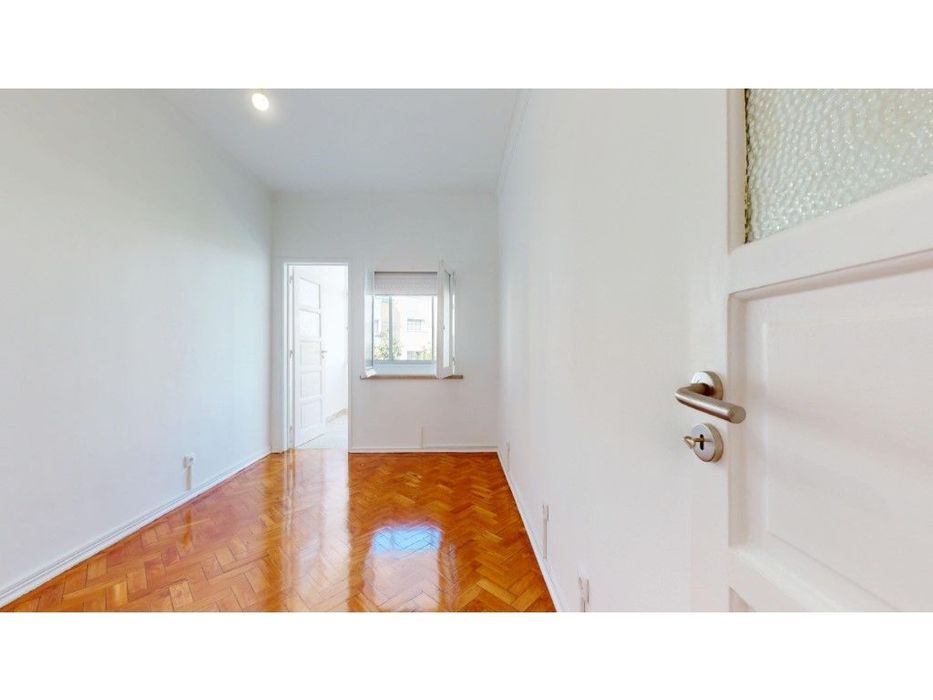 T2 com 84 m² na Amadora